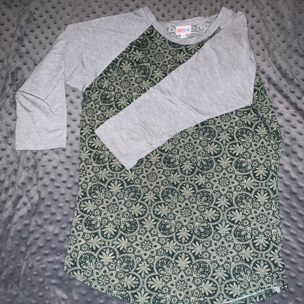 LulaRoe Randy shirt S